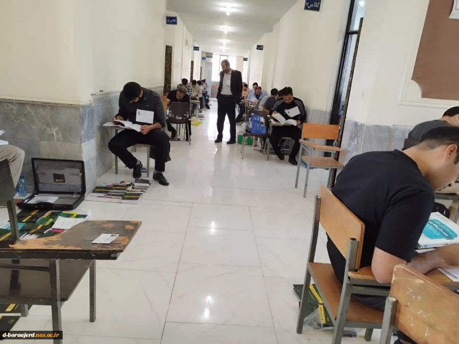 برگزاری آزمون‌های ورود به حرفه رشته‌های مهندسی در آموزشکده فنی دختران بروجرد 4