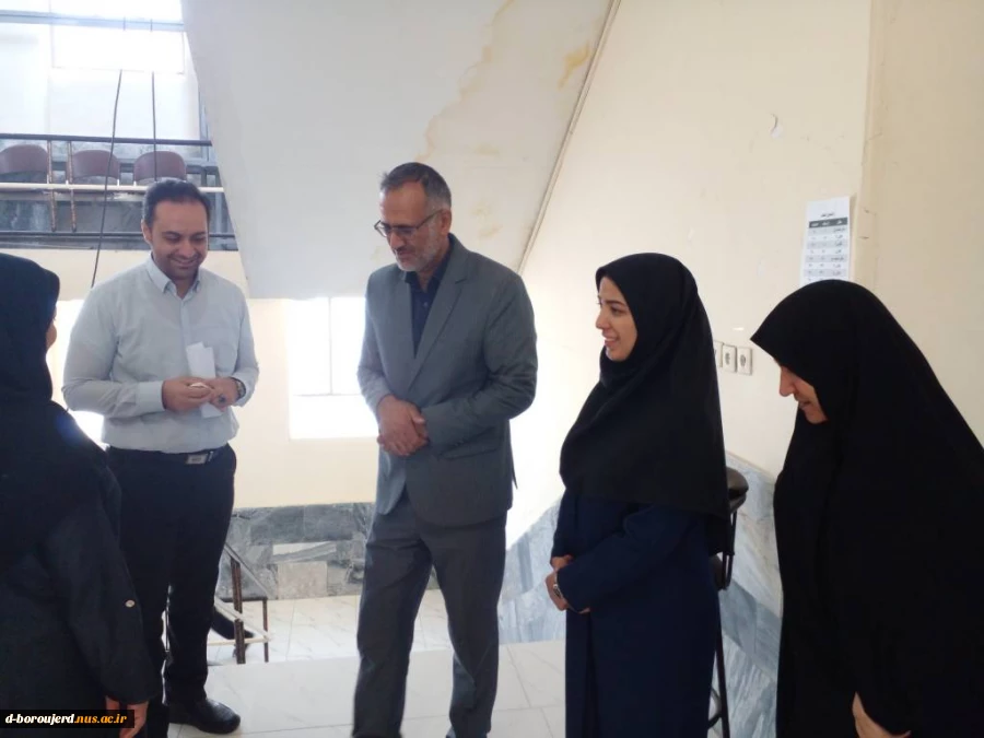 بازدید  از حوزه امتحانات  6