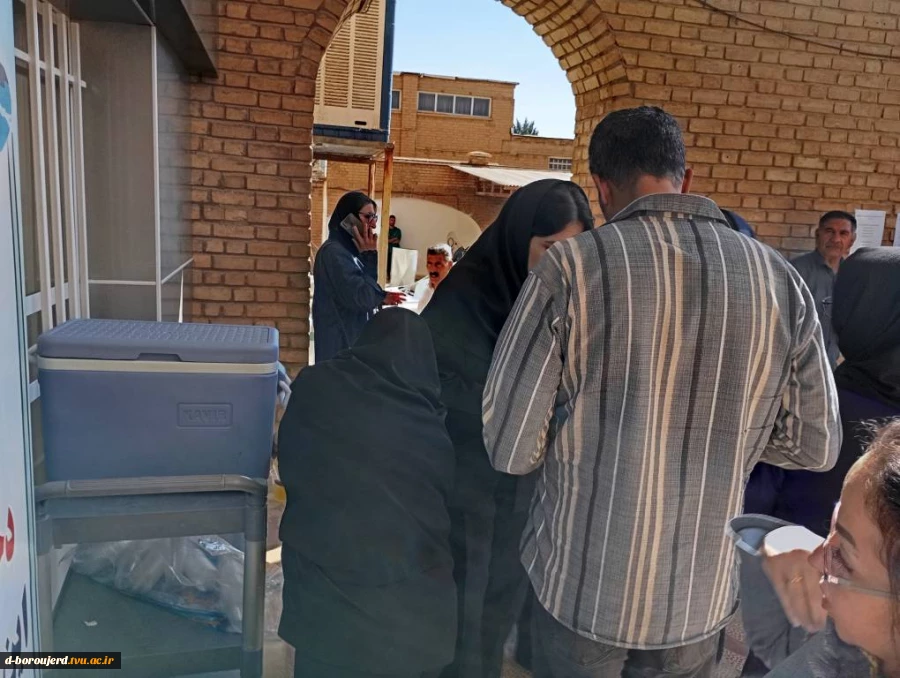 فرایند حضوری ثبت‌نام پذیرفته‌شدگان در آموزشکده ملی مهارت دختران بروجرد آغاز شد. 7