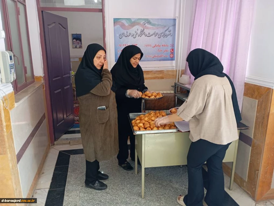 پذیرایی از دانشجویان به مناسبت روز دانشجو 4